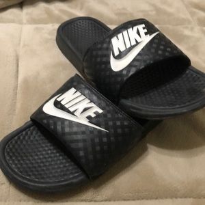 Women’s Nike slides
